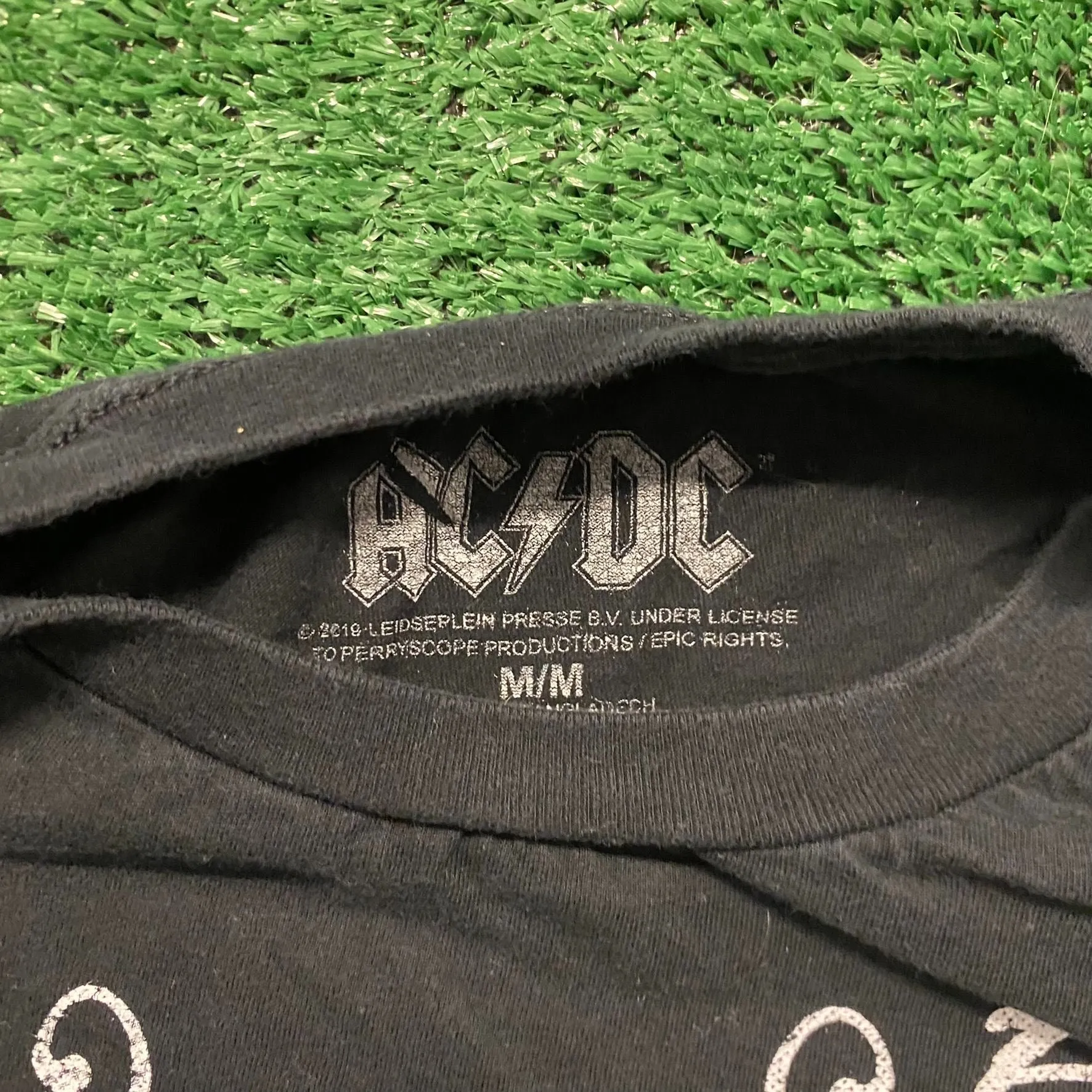 AC/DC Essential Vintage Rock Band T-Shirt