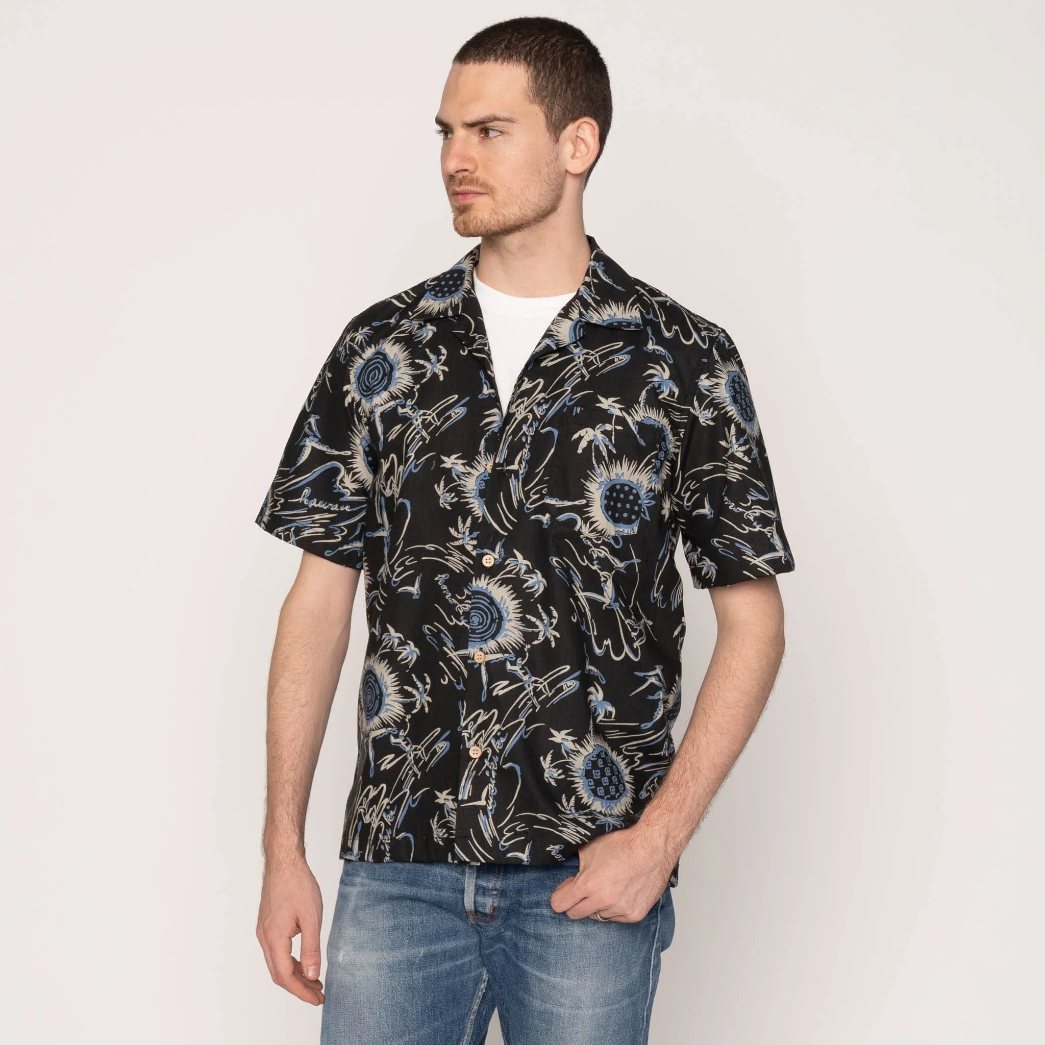 Aloha Shirt - Waikiki Waves - Black