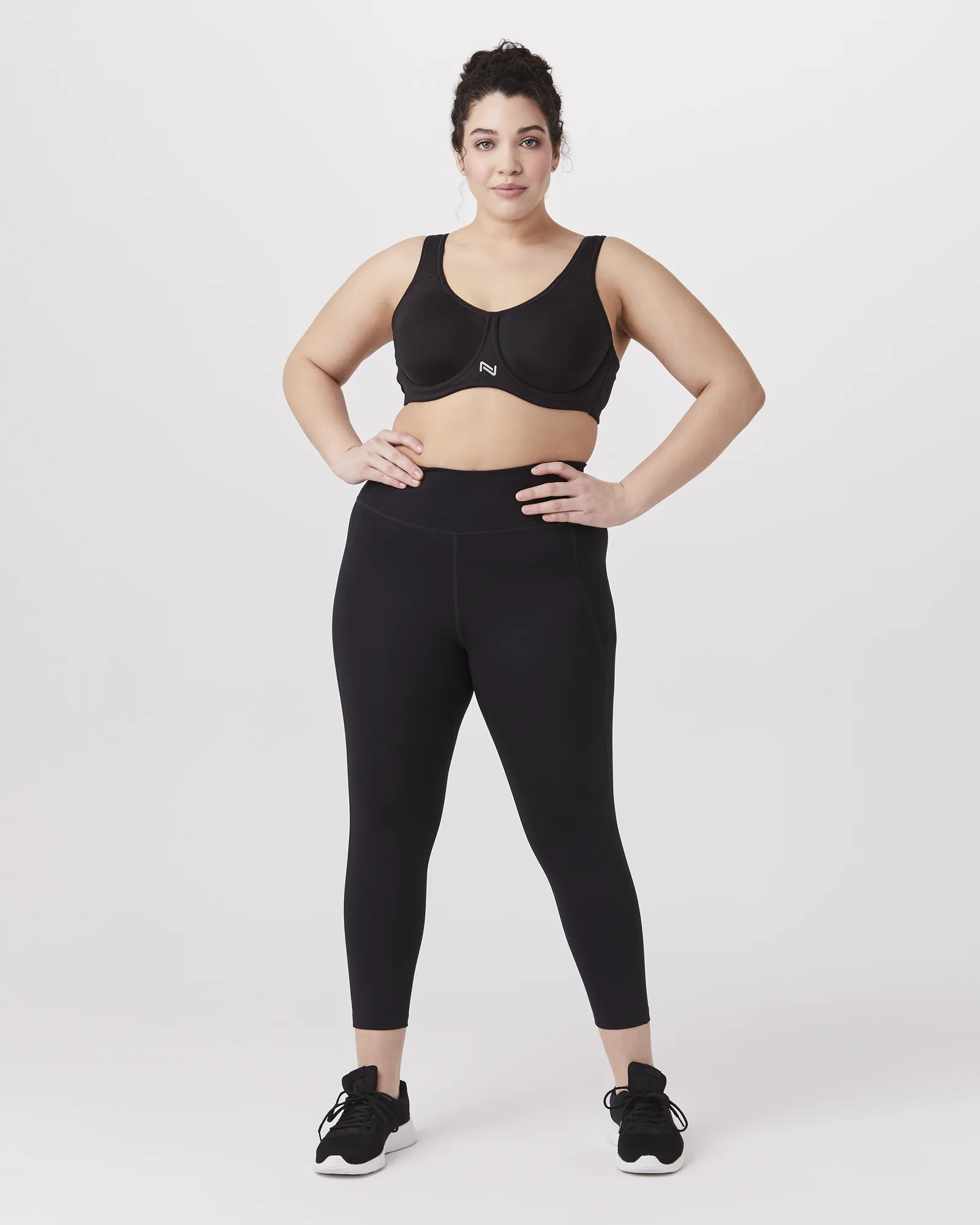 Indus Underwire Sports Bra | Black