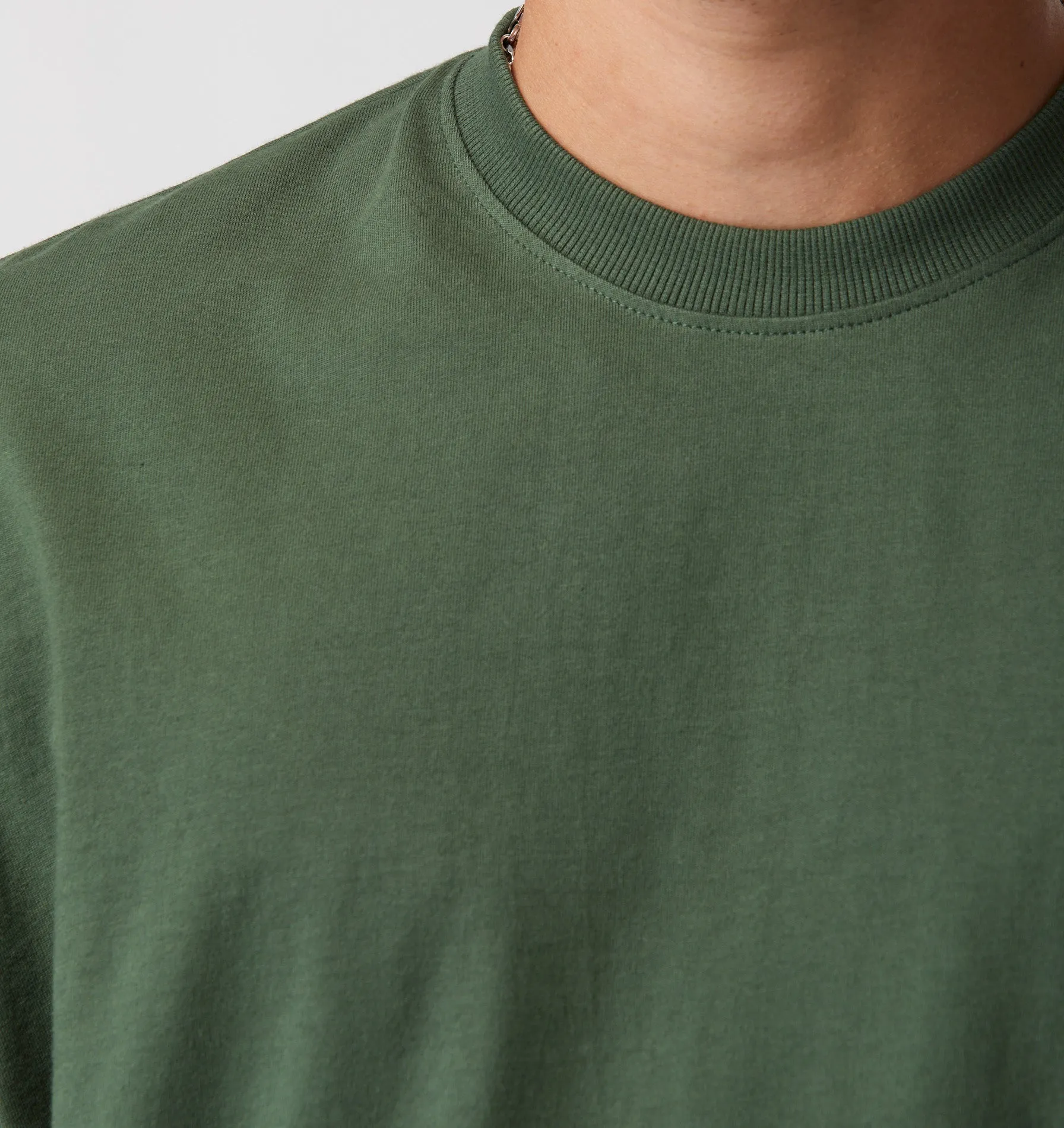 Lewi Tee - Forest Green
