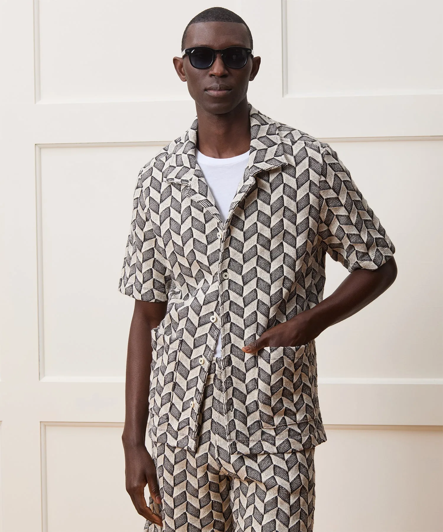 Relaxed Checkered Set