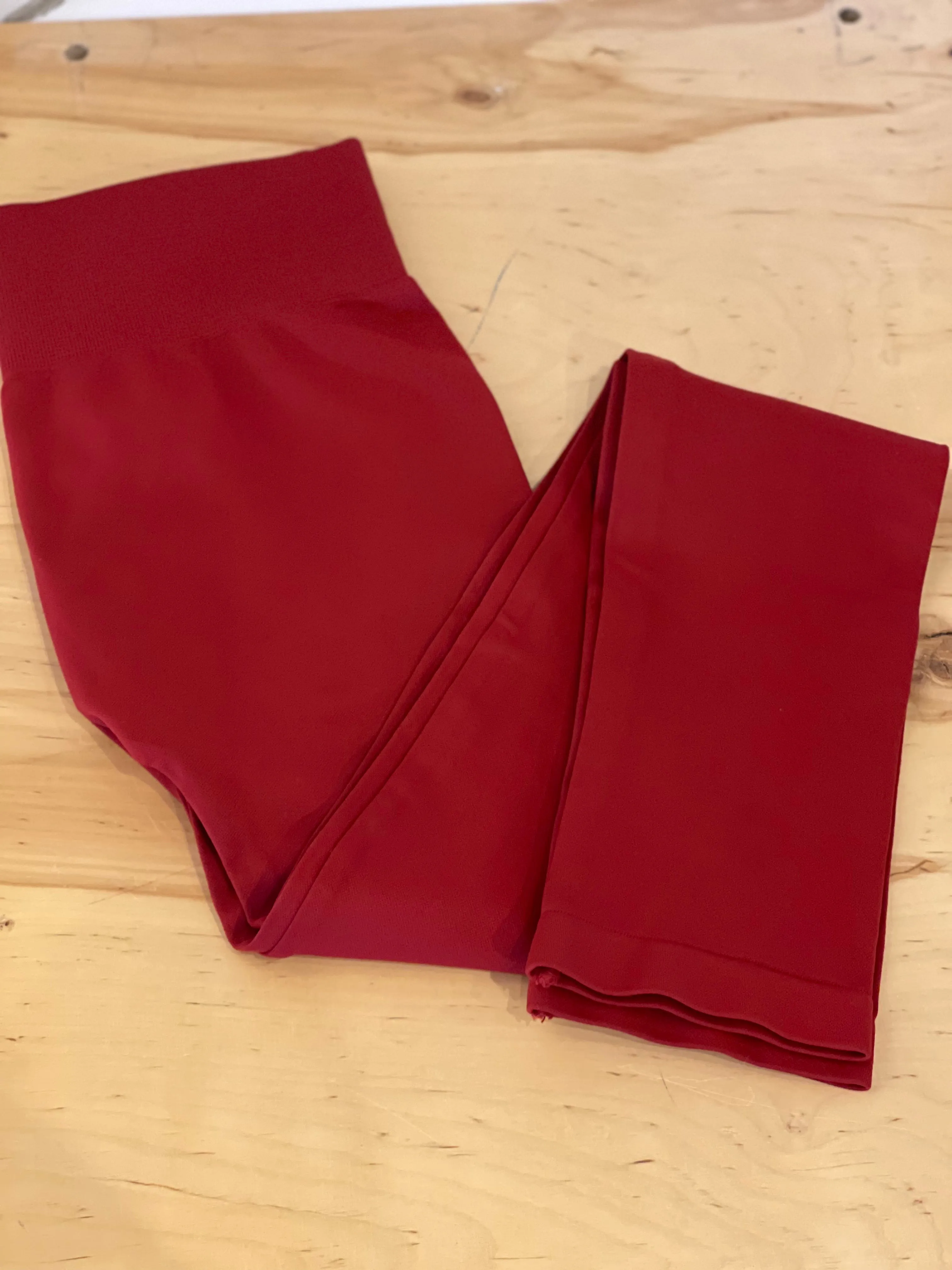 Soft Basic Leggings In Wine