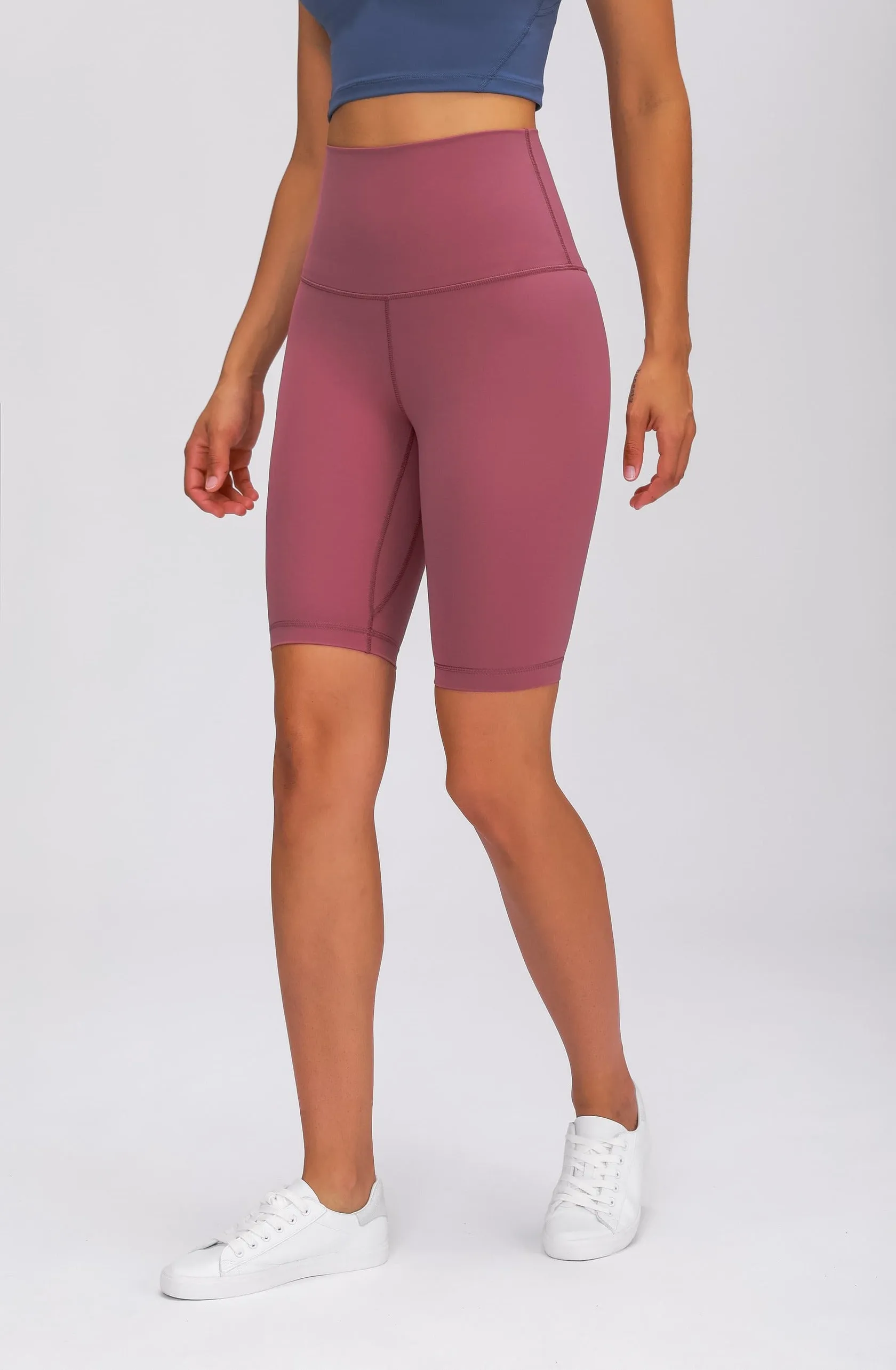 Tangs Display - High-Waist Dynamic Bicycle Shorts 9"