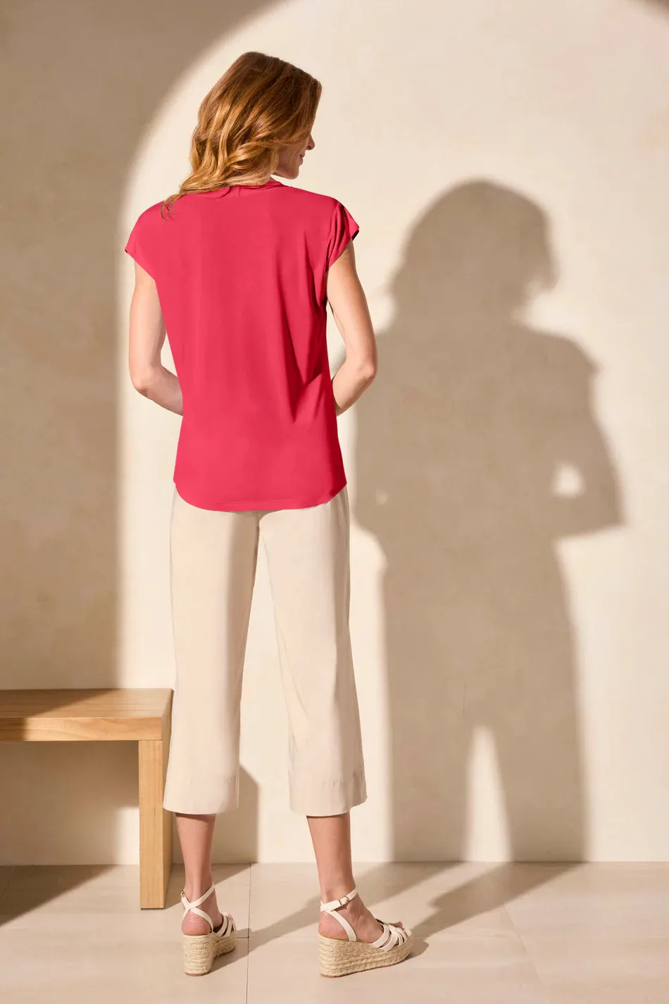 TR2034o Cap Sleeve V-Neck Top