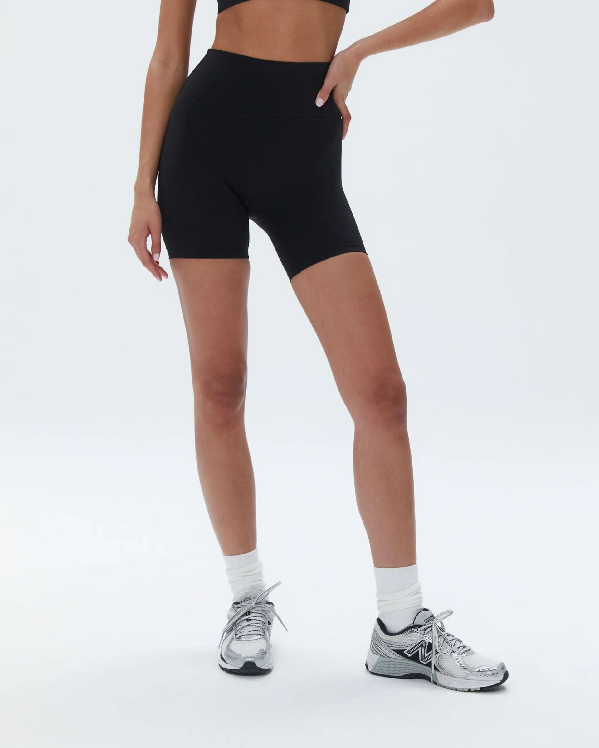 Ultimate Crop Shorts - Black