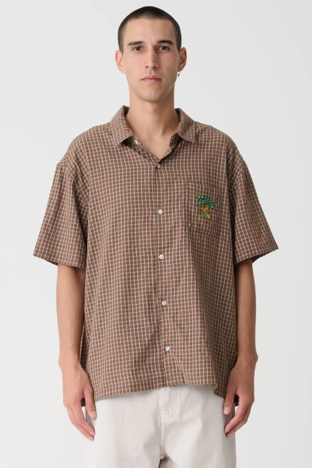 X-LARGE MAD BEAR SS SHIRT - CHOCOLATE